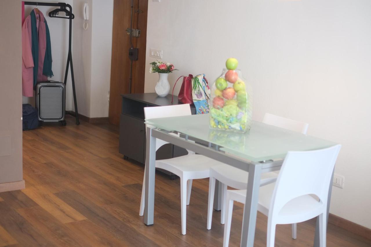 Casa Miranda Apartment ลาสเปเซีย ภายนอก รูปภาพ
